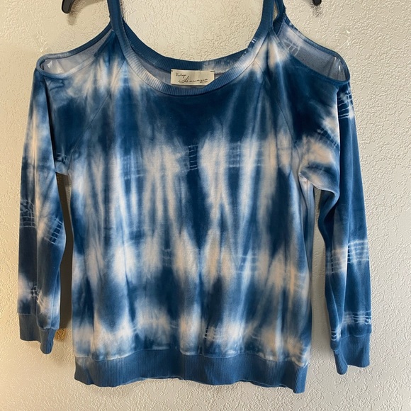Vintage Savana Tops - Vintage Savana Sweater